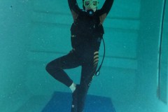 Hier der Beweis: Auch Unter Wasser kann man Yoga machen ! 🧘‍♀️
