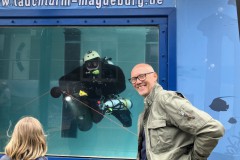 und draussen wird fleißig erklärt!