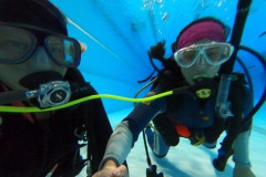 Atmen aus der alternativen Luftversorgung ist ziemlich leicht....