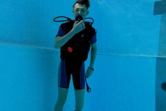 Man kann auch unter Wasser stehen.....🤣