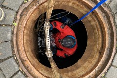 ....da wurde es selbst für unseren erfahrenen, sehr schlanken Höhlentaucher etwas knapp